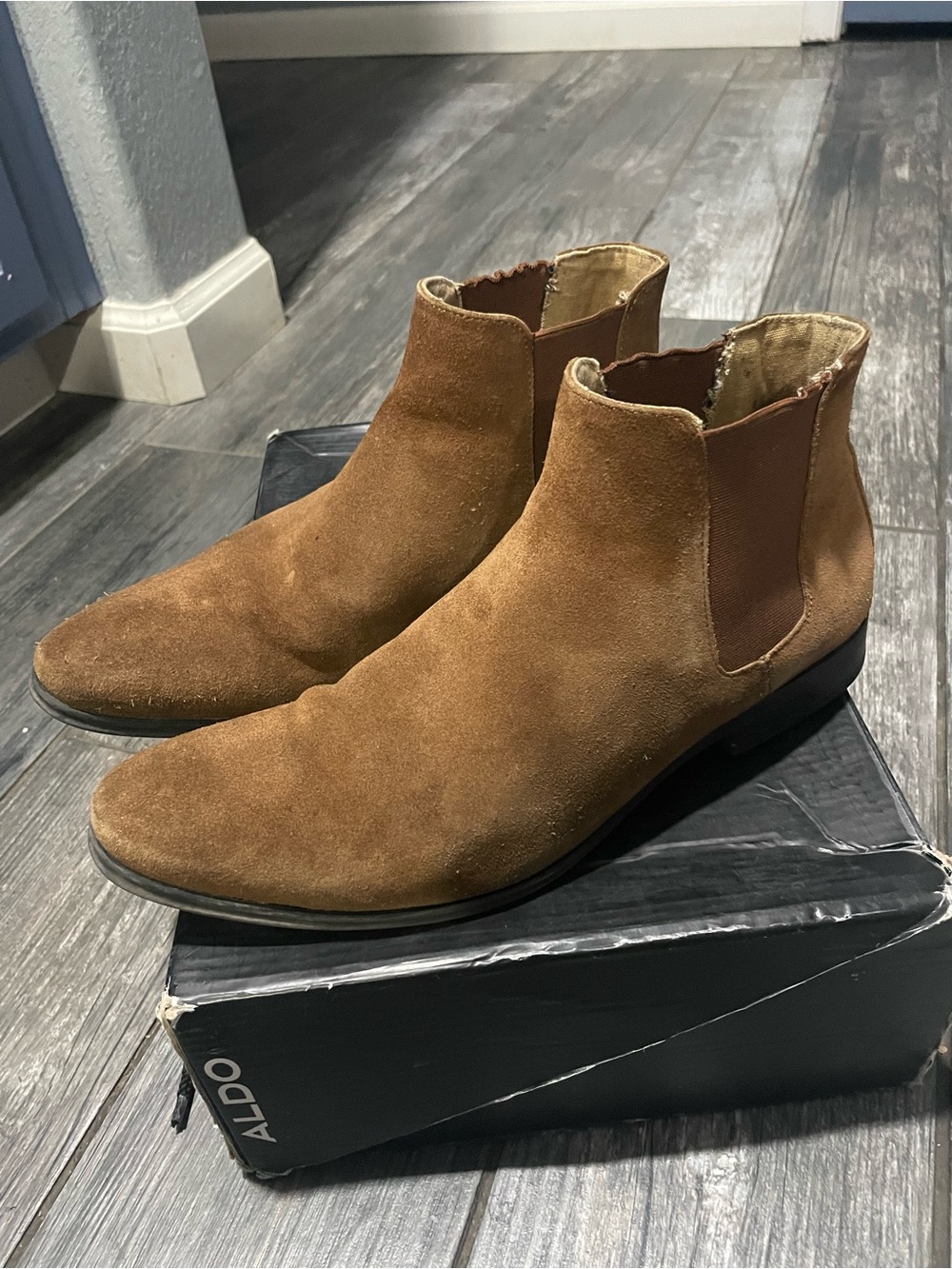 ALDO Men's Tan Suede Chukka Boots